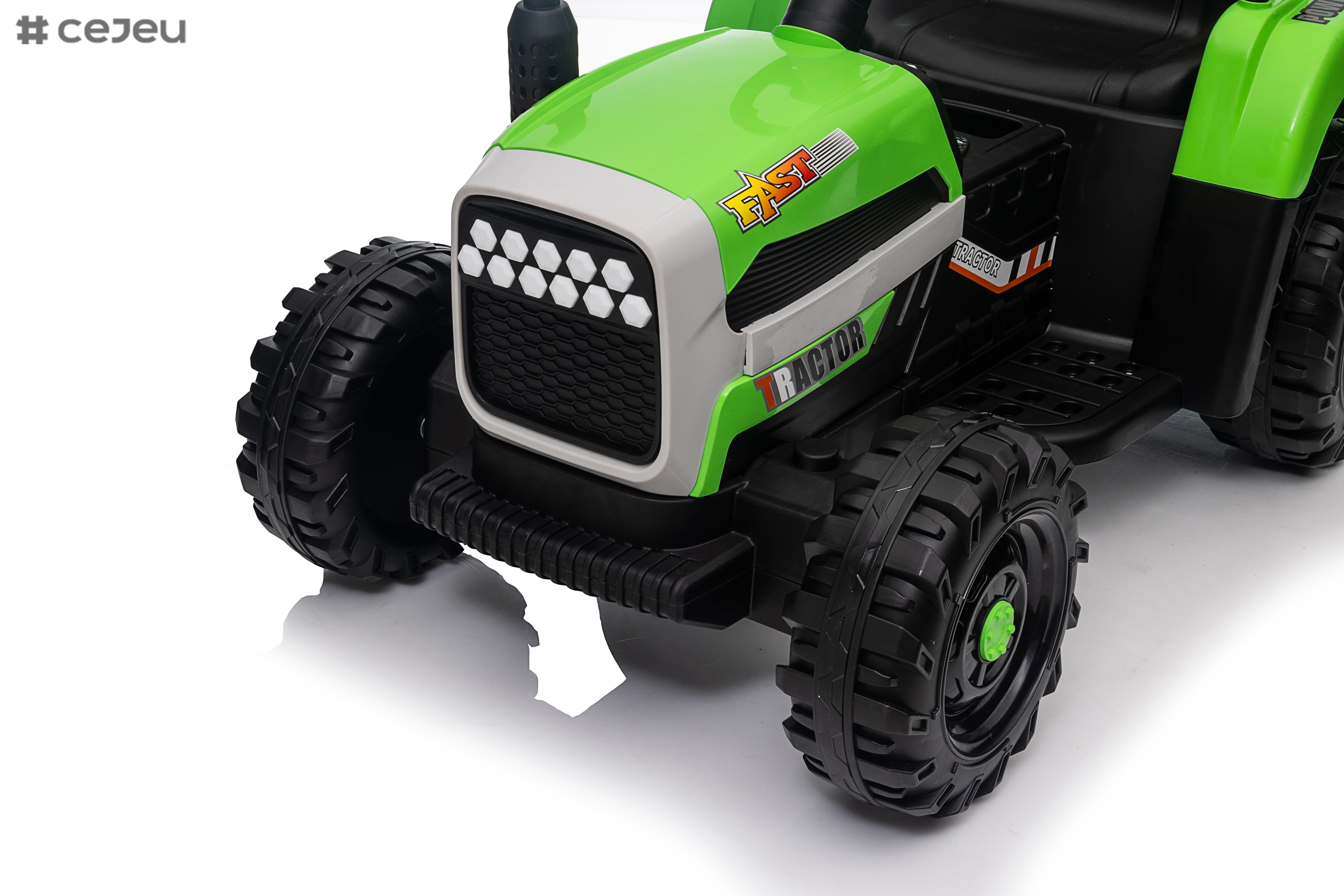 Rechargeable Battery Kids Ride On Toy Truck with 12V Rechargeable Battery and Two Motors