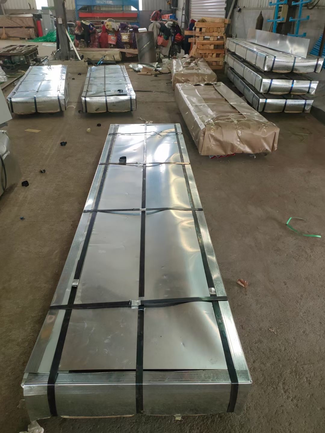 Direct Supply Galvanized Corrugated Sheet 3-8 Tons Coil Weight 1800-2000mm Length