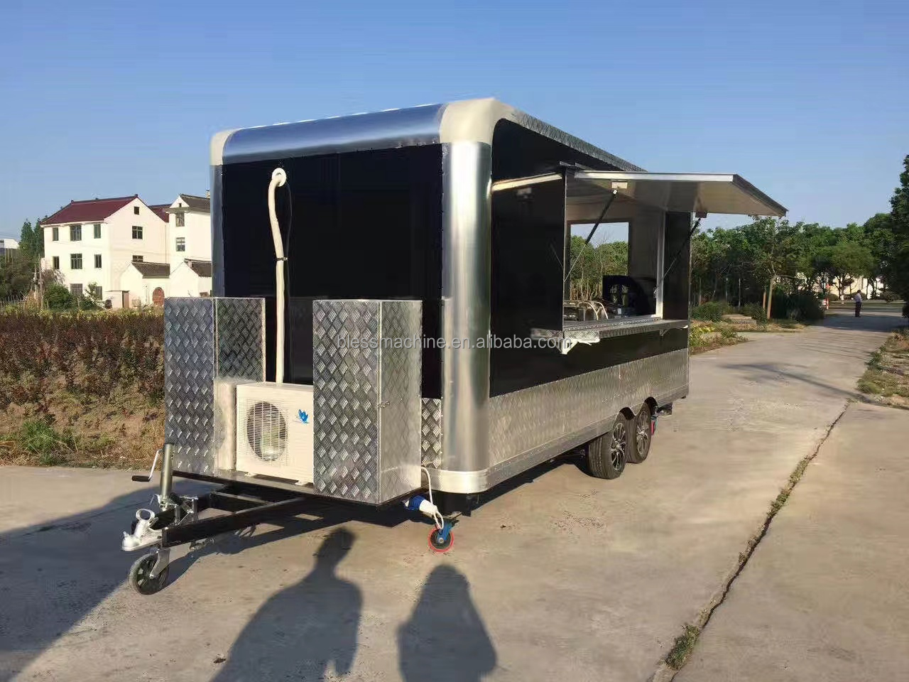 Restaurant Electric Food Truck with Good Reputation at Home and Abroad After Service