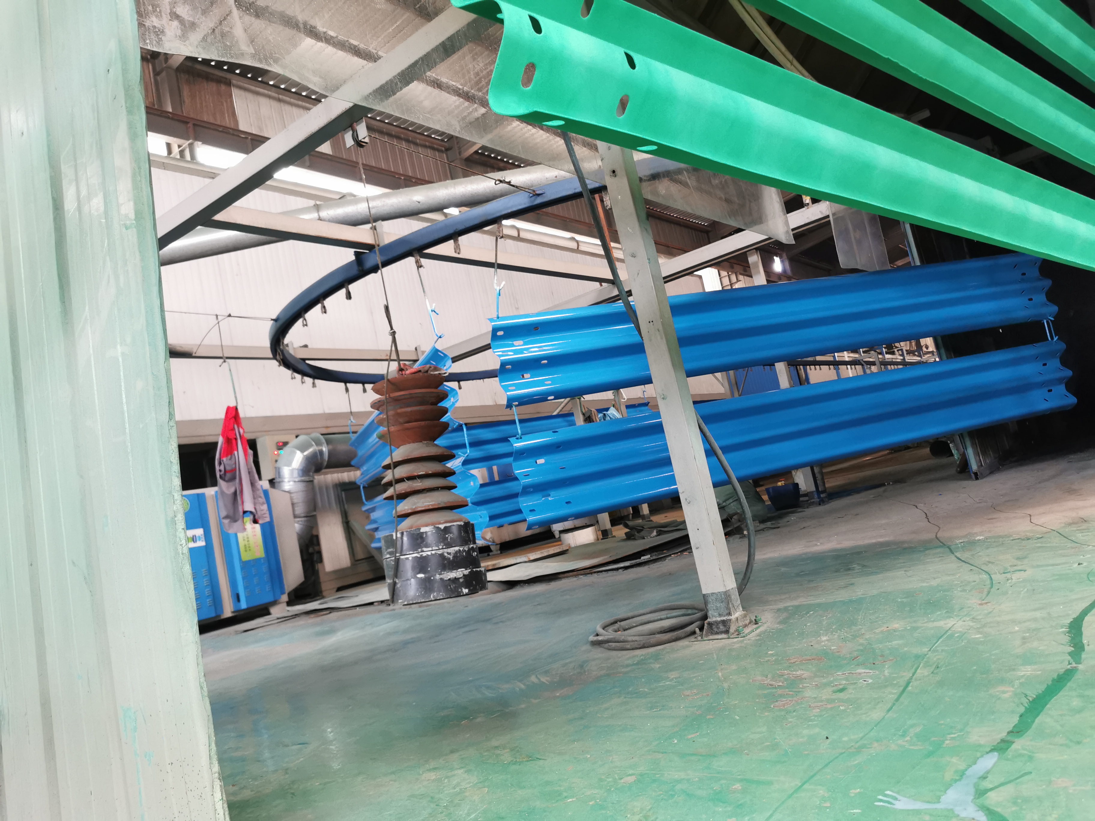 Road Traffic Safe Galvanized Highway Guardrail Blocker/Spacer Customized