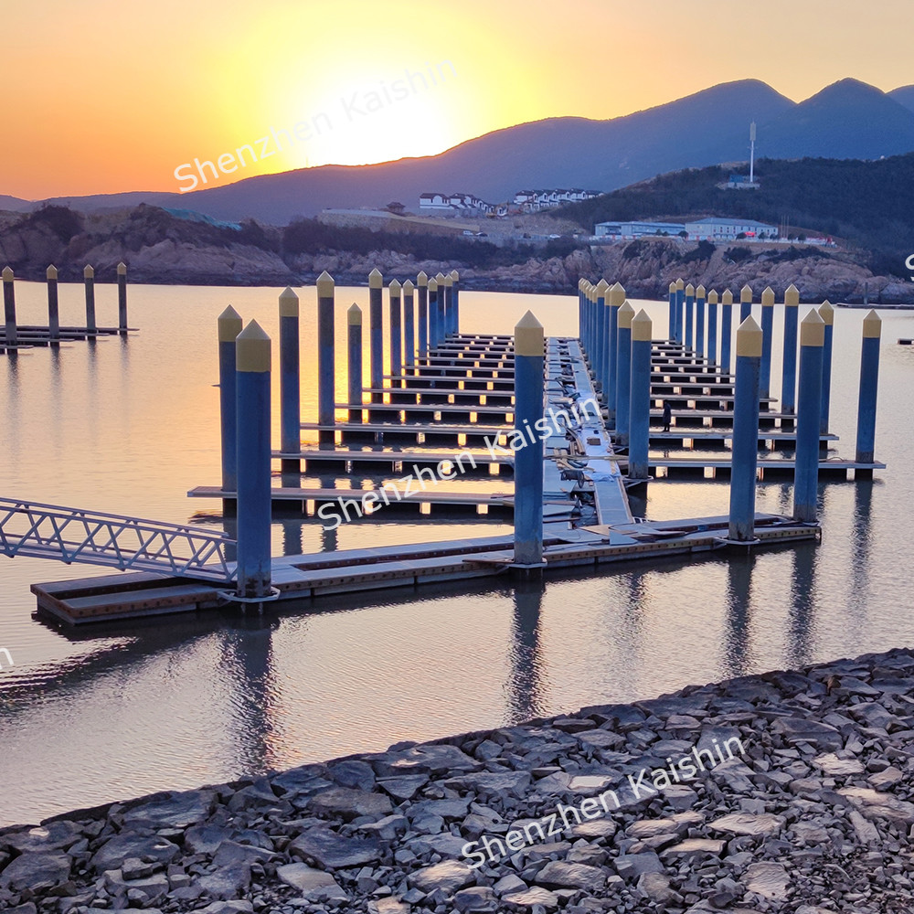 300kgs Load Capacity Silver Aluminum Gangway Marine Floating Walkway For Marinas Boat Dock