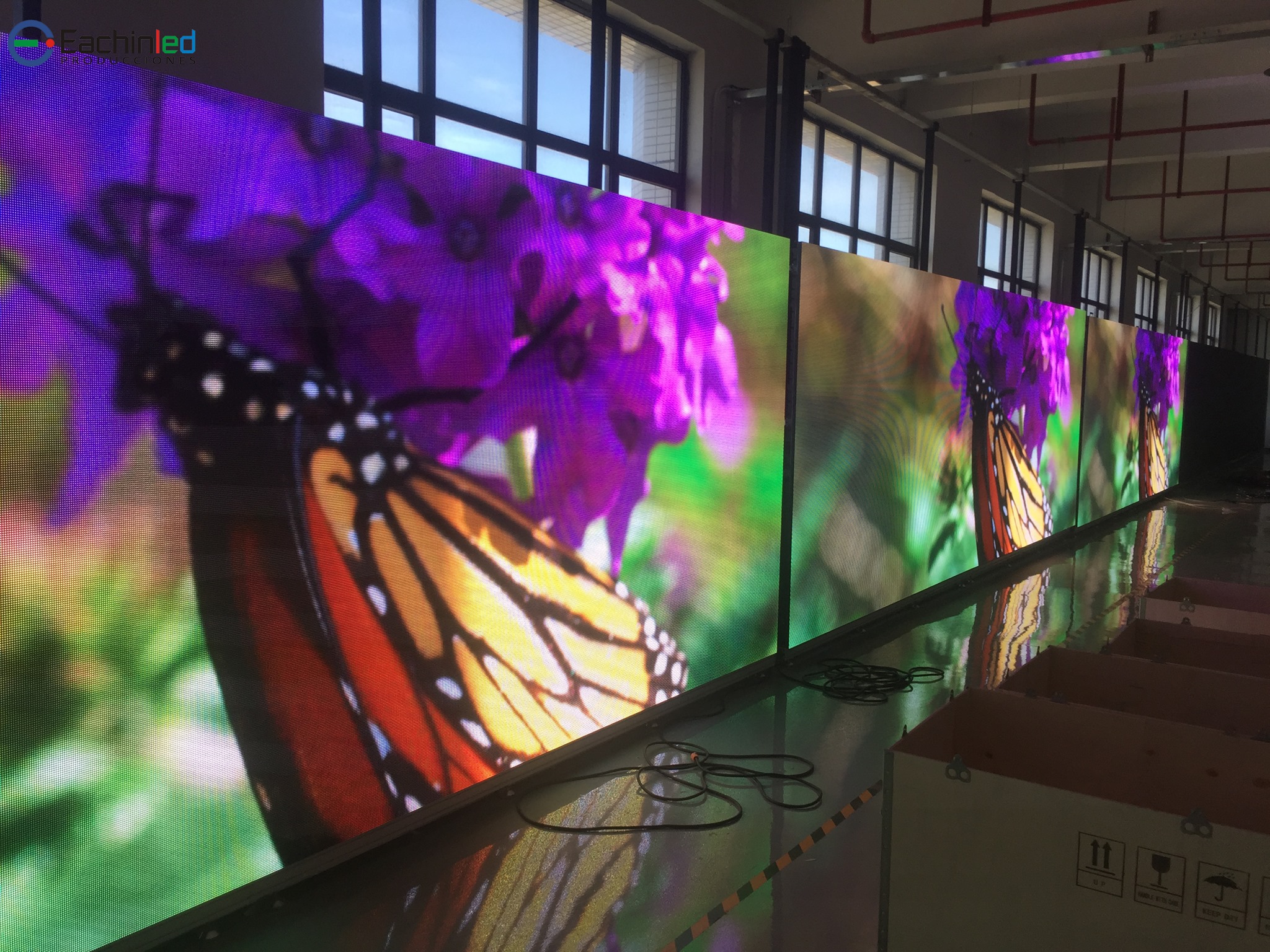 Court Outdoor Mobile Truck LED Display P6.67 P8 P10 960x960mm LED Fence Screen