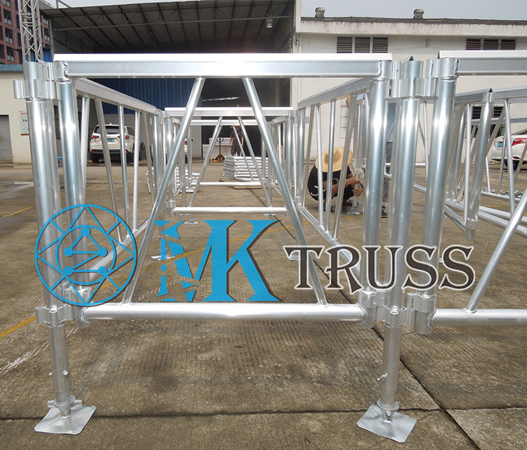 4'x8' Adjustable Event Stage Platform with Aluminum Stage Assembly and 18mm Plywood