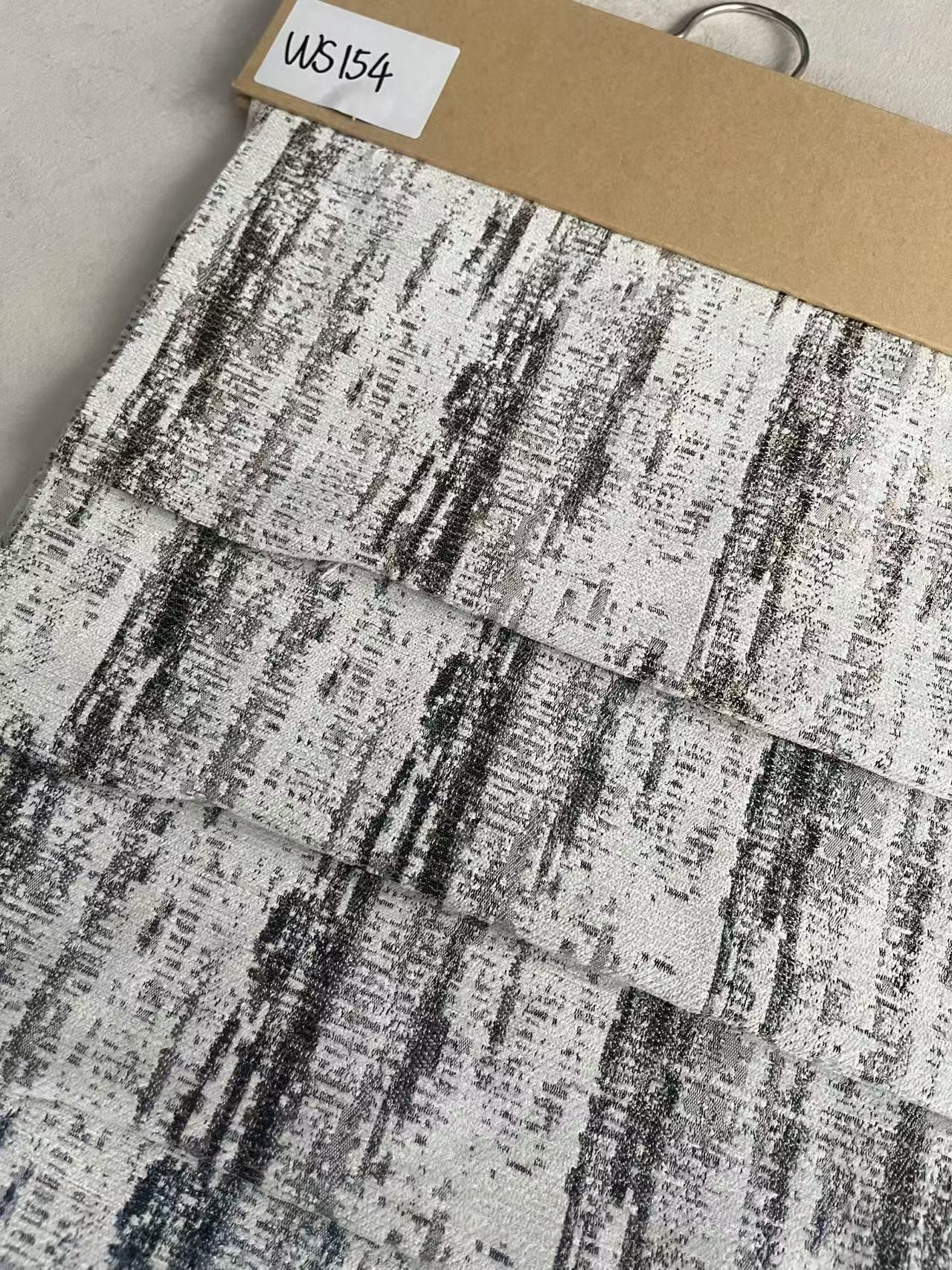 Luxury Jacquard Curtain Fabric European Living Room Chenille Curtain Fabric