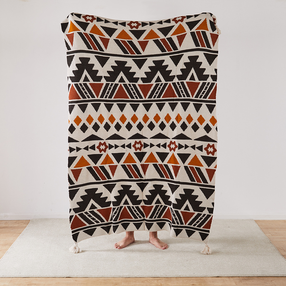 Upgrade Your Picnic Game with Our Soft and Cozy American Style Boho Throw Blanket Set