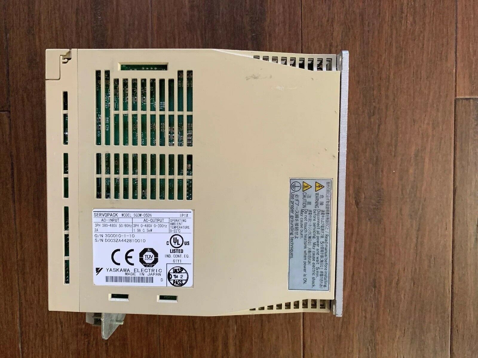 SGDM-05DN brand new and original, OUTPUT 1.9AMP 0.5KW , 3 PHASE 380-480 VAC 50/60HZ