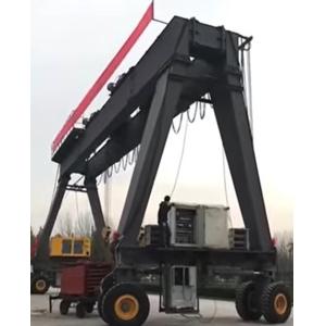 Triangular 10 Ton Mobile Gantry Crane Huge Width High Stability