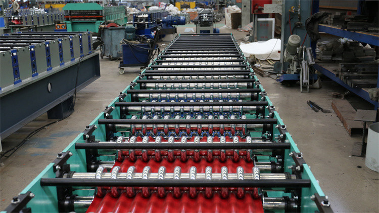 Automatic Color Metal Corrugated Wave Roof And Wall Panel Cold Roll Forming Machine