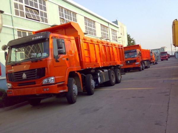 HOWO Dump Truck Tipper Truck 300L Fuel Tank Heavy Duty Dump Truck 8x4 Driving