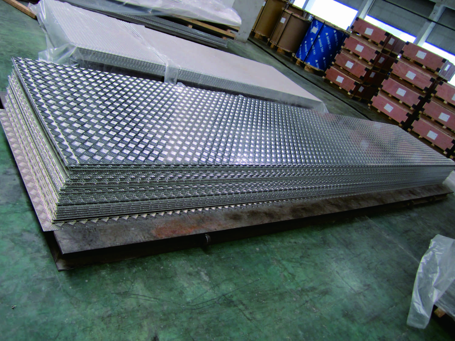 3.0mm Inox 304 Stainless Steel Flat Checkered Sheet Floor Plate With Willow Leaf Pattern