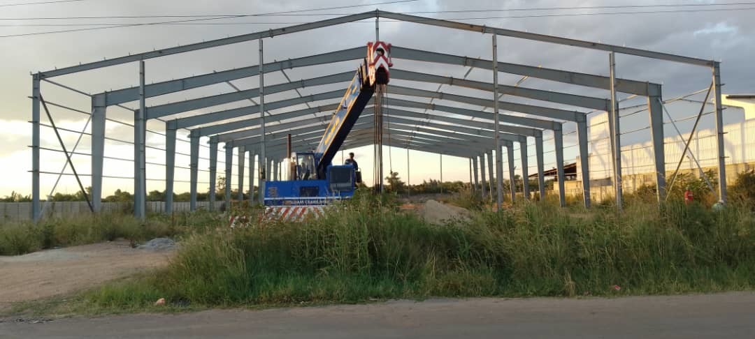 Adaptable Prefabricated Industrial Steel Buildings Metal Hay Storage Building