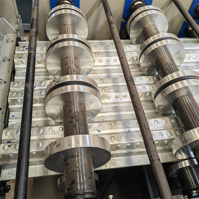 Galvanized Steel Decking Floor Roll Forming Machine PLC System
