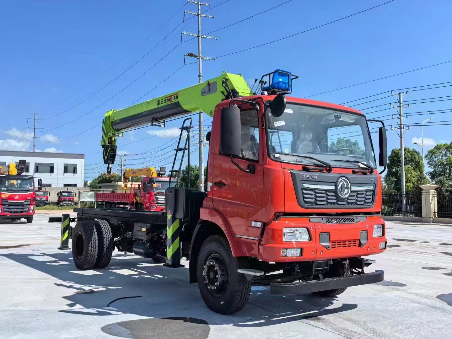 Factory Wholesale Vehicle Mounted 3-ton, 5-ton, 8-ton Telescopic Arm Small Crane for Sale