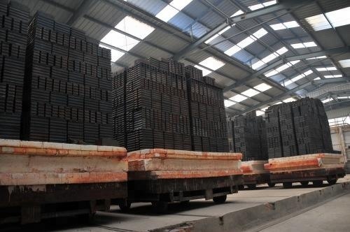 Affordable Silicon Carbide Kiln Shelves with Little CrO Content and 80% SiC Content