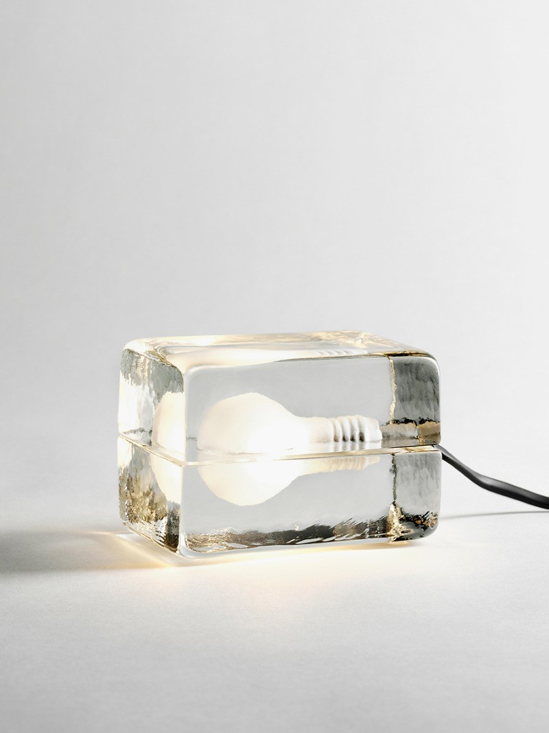 Nordic House Design Ice Table Lamp for Bedroom Children's Study Crystal Glass table lamp(WH-MTB-275)